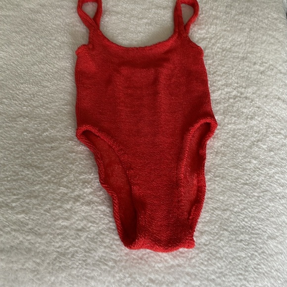 Oscar de la Renta - Picture 5 of 5